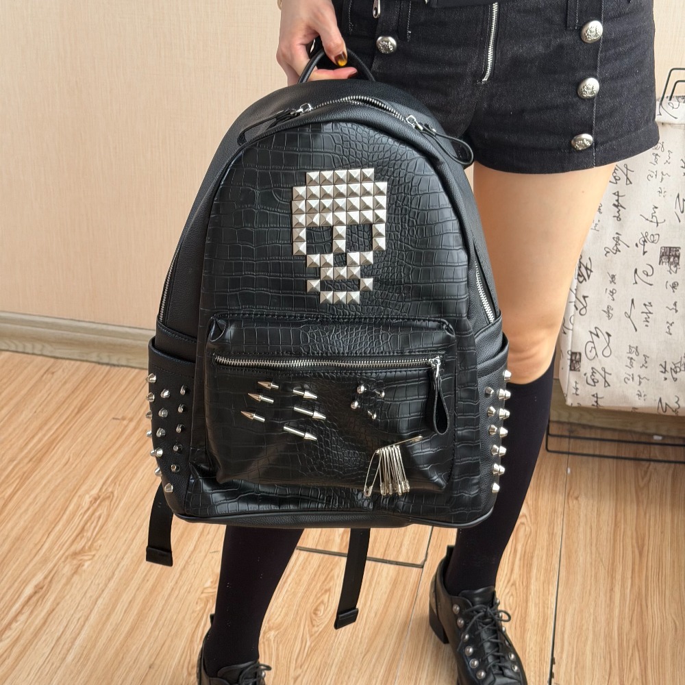 Mens Fashion Zip Up - Tas Ransel Motif Kulit Buaya Hitam