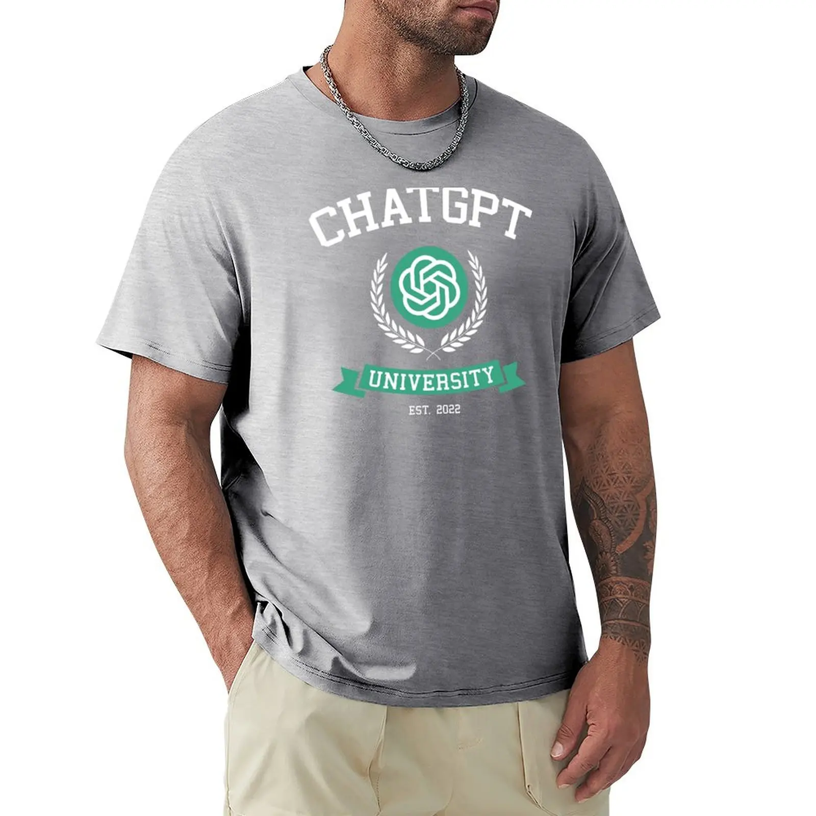 T shirt lucu Universitas ChatG - Men'S Fashion University ulasan dan harga